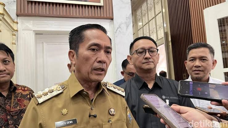 Walikota palembang ratudewa