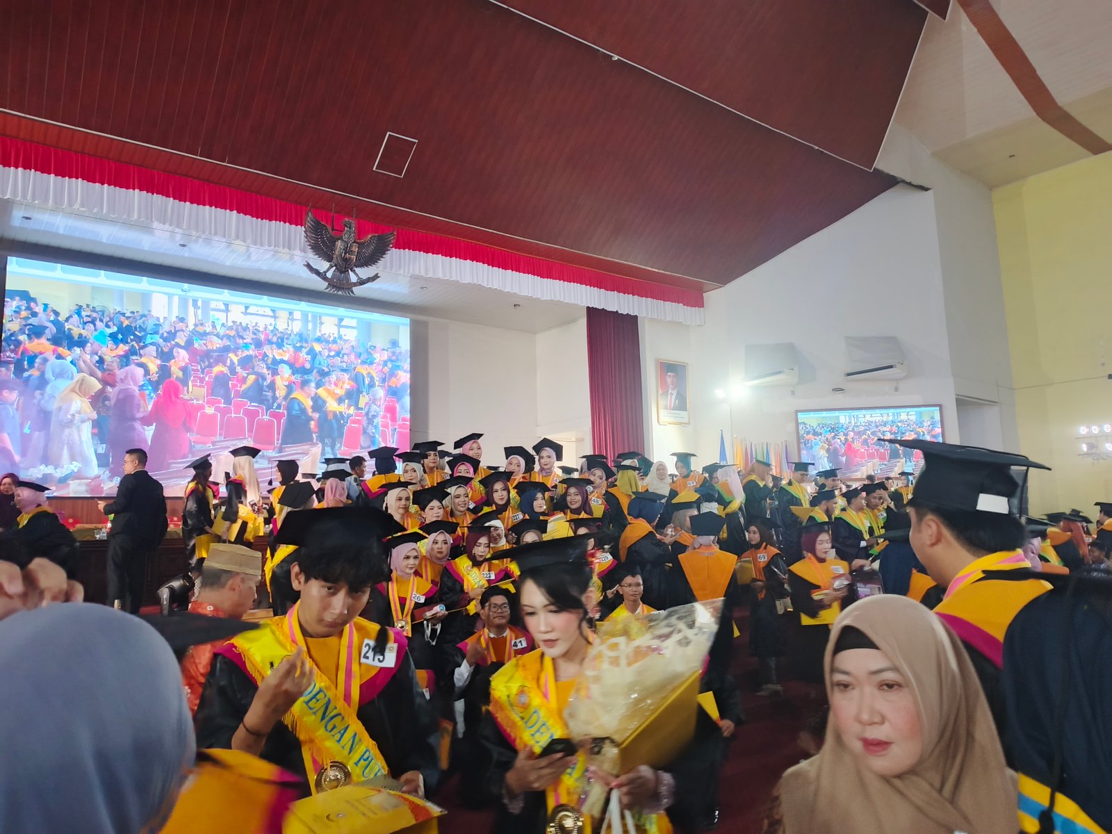 Unsri Wisuda 1.071 Lulusan pada Wisuda ke-186, Berharap Alumni Siap Bersaing di Dunia Kerja